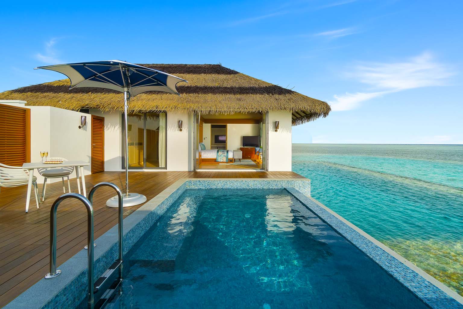 Aqua-villa-deck-1536x1024